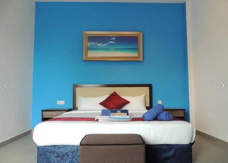 Royal Agate Beach Resort Pantai Cenang  Exterior foto